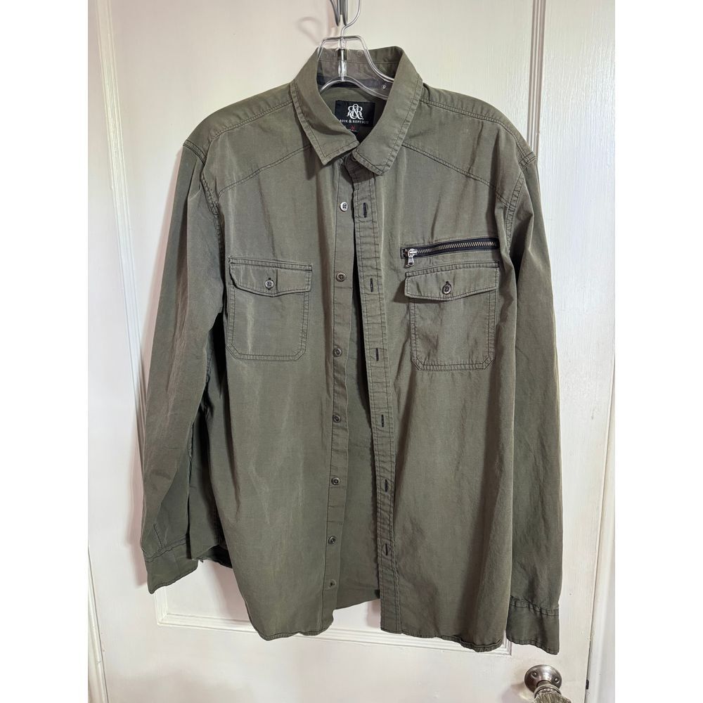 Rock‎ & Republic Military-Style Olive Green Jacket - Versatile & Stylish